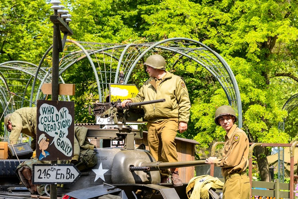 Slavnosti svobody 2018 - Nálada v dobových vojenských kempech a kolem nich (foto: M. Pecuch, 4.5.2018)