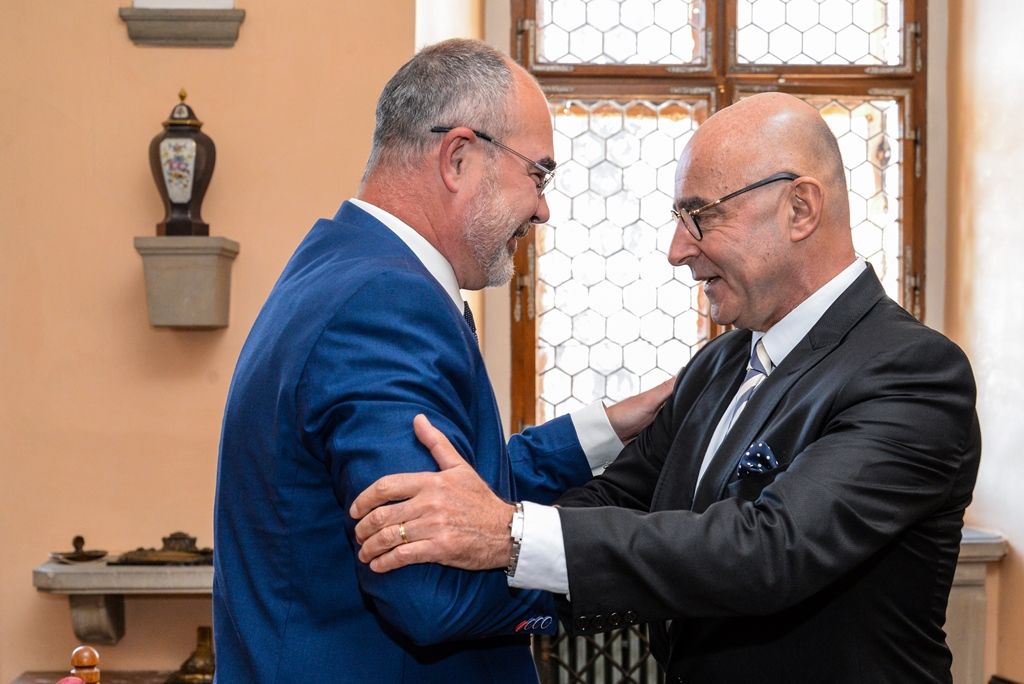 Slavnosti svobody 2018 - Přijetí velvyslanců USA a Belgie, pietní akt na plzeňské radnici (foto: M. Pecuch, 6.5.2018)