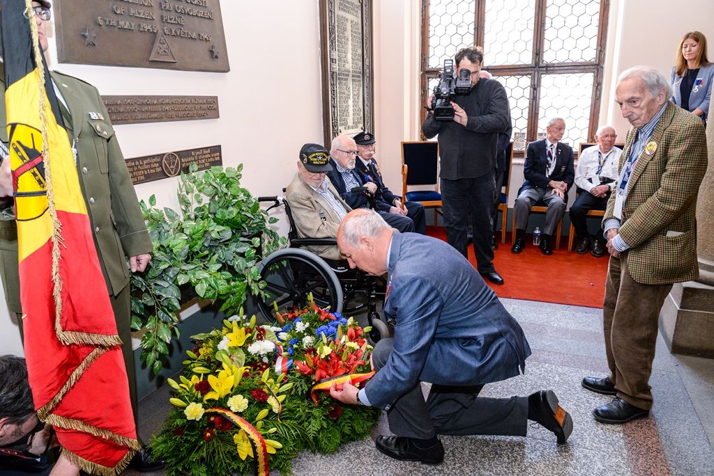 Slavnosti svobody 2018 - Přijetí velvyslanců USA a Belgie, pietní akt na plzeňské radnici (foto: M. Pecuch, 6.5.2018)