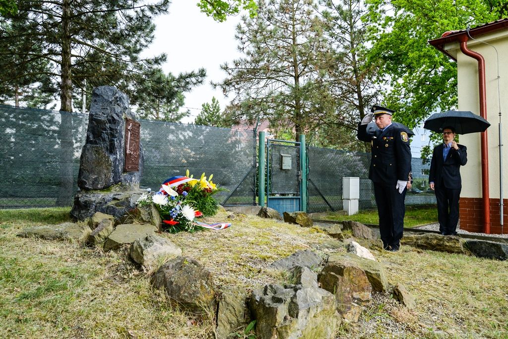 Slavnosti svobody 2018 - Pietní akty v ulici Hřbitovní a na střelnici Lobzy (foto: M. Pecuch, 9.5.2018)