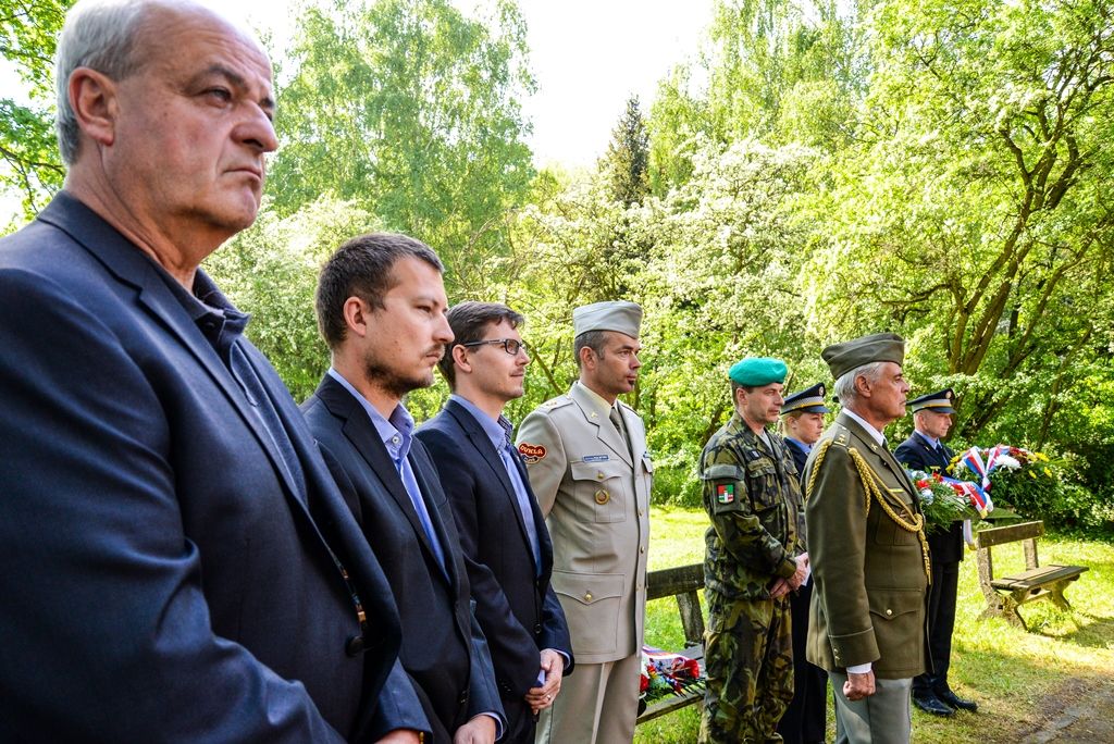 Slavnosti svobody 2018 - Pietní akty v ulici Hřbitovní a na střelnici Lobzy (foto: M. Pecuch, 9.5.2018)