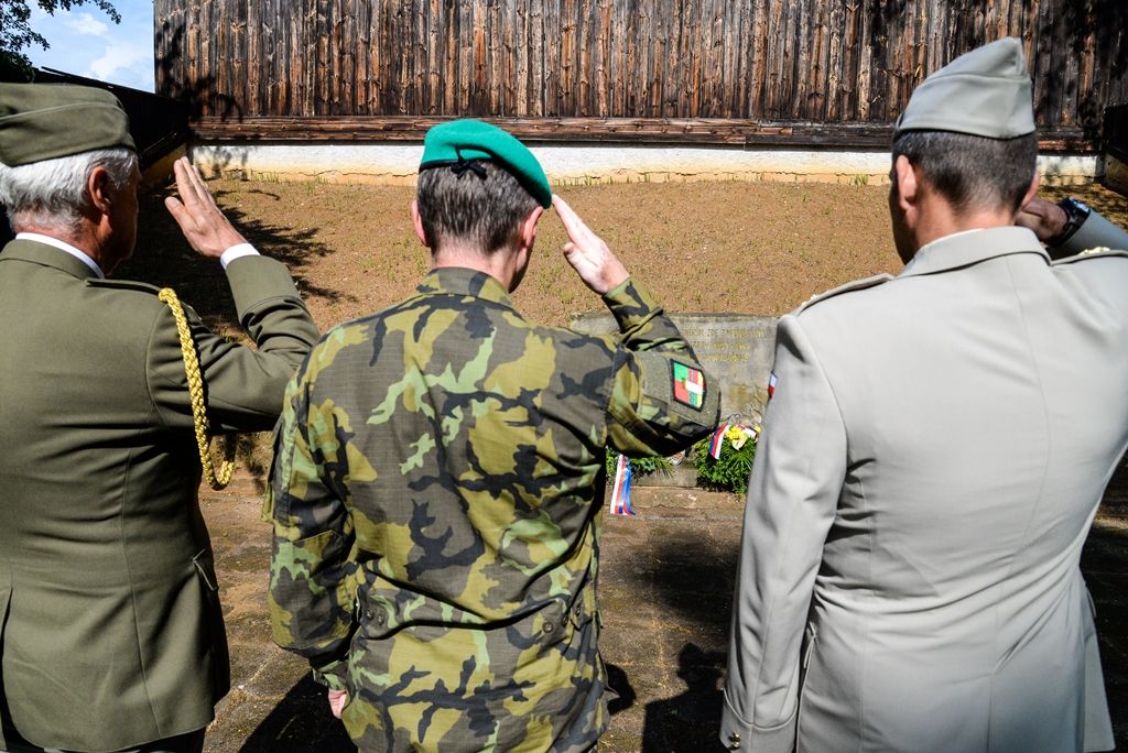 Slavnosti svobody 2018 - Pietní akty v ulici Hřbitovní a na střelnici Lobzy (foto: M. Pecuch, 9.5.2018)