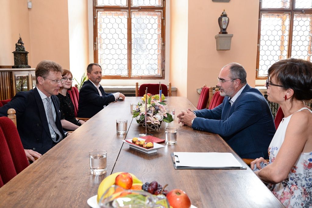 Britský velvyslanec zavítal na plzeňskou radnici (foto: M. Pecuch, 31.5.2018)