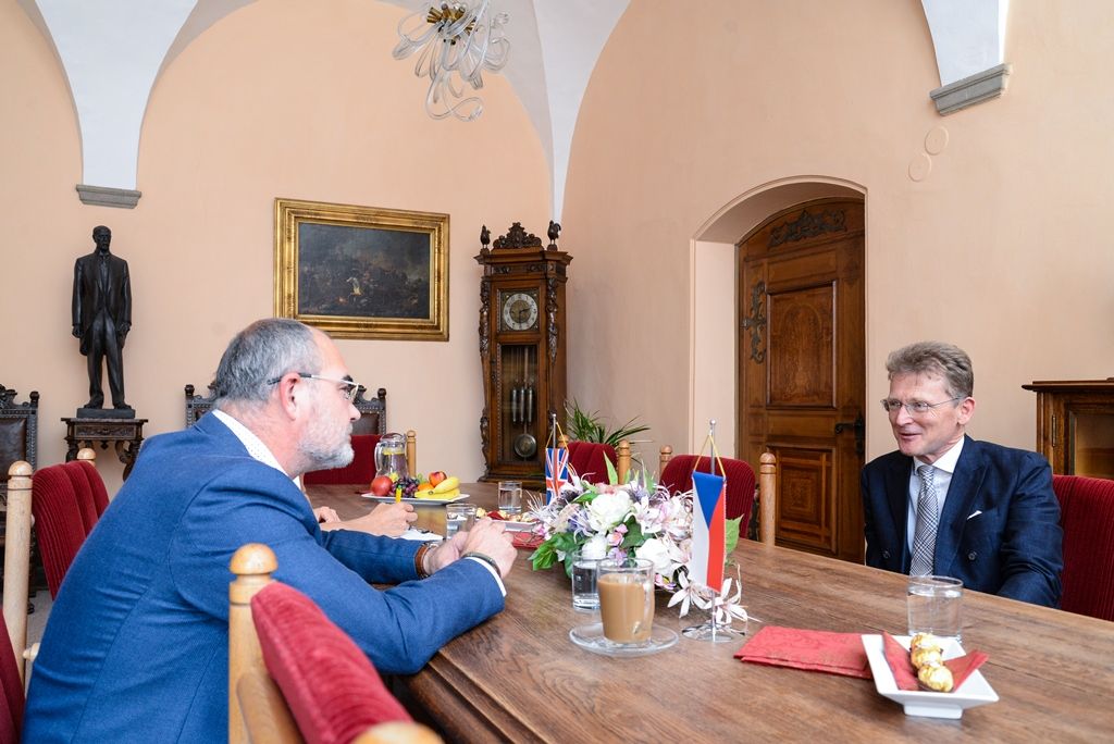 Britský velvyslanec zavítal na plzeňskou radnici (foto: M. Pecuch, 31.5.2018)