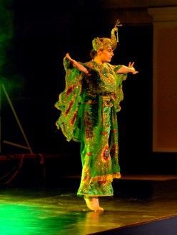 Slavnostní zakončení 27. Smetanovských dnů se odehrálo ve znamení exotického tance a hudby