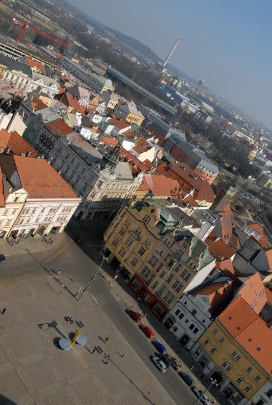 Pohled na Plzeň z věže katedrály sv. Bartoloměje (9. 3. 2011)
