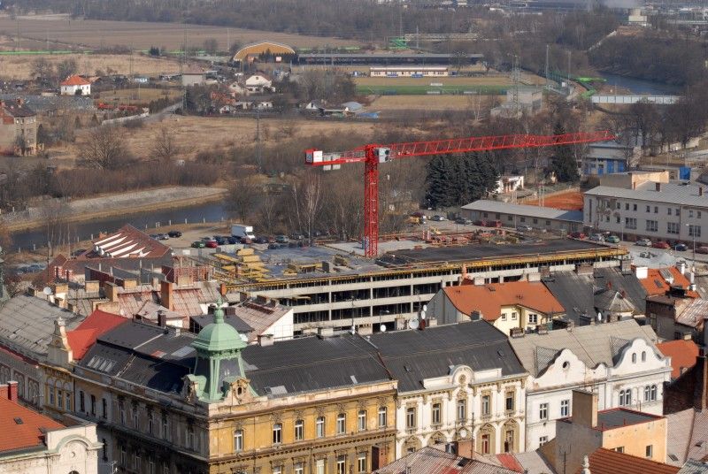 Pohled na Plzeň z věže katedrály sv. Bartoloměje (9. 3. 2011)