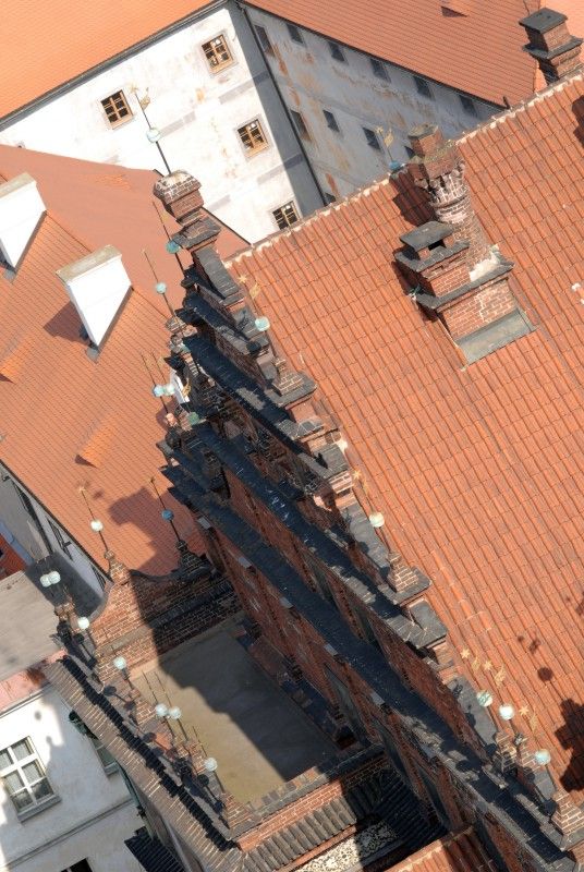 Pohled na Plzeň z věže katedrály sv. Bartoloměje (9. 3. 2011)