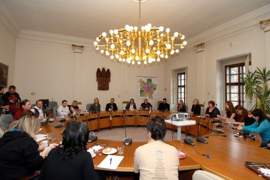 Tisková konference ke koncertu „Na podporu ženskosti“