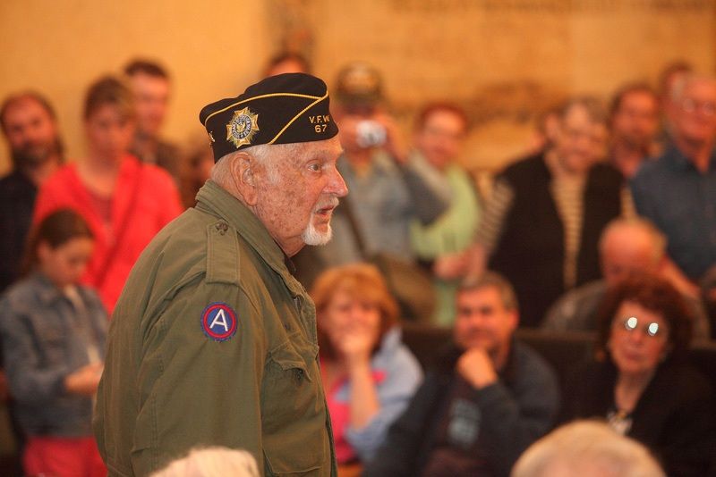 Plzeň navštívily v roce 2010 téměř tři desítky amerických válečných veteránů a sedm belgických. Nechyběl mezi nimi Eric Petersen, Earl Ingram, George Thompson nebo syn generála Nobleho Charles Noble. Jednou z hlavních osobností oslav 65. výročí osvobození byl vnuk generála Pattona, George Patton Watters.