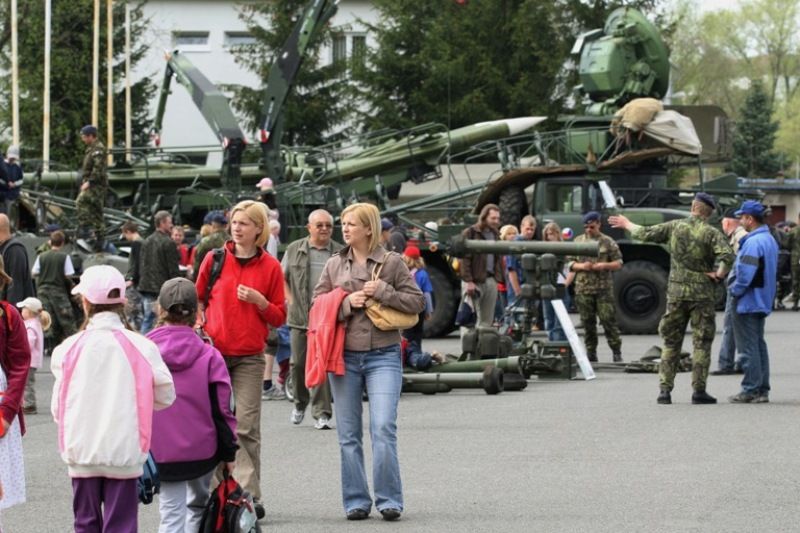 Slavnosti svobody 2010 - Armáda ČR Lobzy