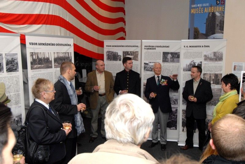 Tomáš Garrigue Masaryk a Československá armáda je název výstavy, která zahájila svoji pouť vernisáží v Plzni v muzeu Patton Memorial Pilsen ve středu 28. listopadu 2012.