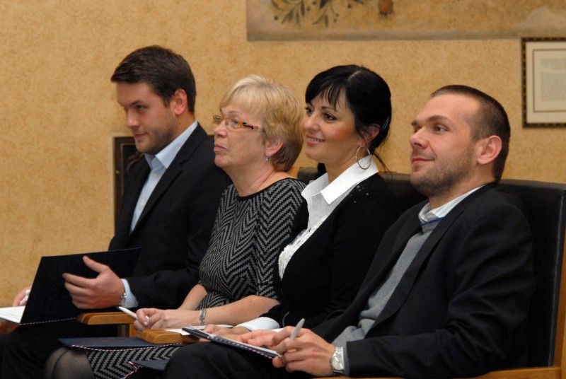 Ve středu 5. prosince 2012 se uskutečnilo v obřadní síni soutěžní klání deseti nejlepších za účasti tvůrců - dětí a zástupců jednotlivých škol. Porota ve složení primátor Martin Baxa, radní pro oblast školství, mládeže, sportu a životního prostředí Irena Rottová, vedoucí odboru školství, mládeže a tělovýchovy plzeňského magistrátu Eva Prokopová a moderátor televize ZAK Viktor Nový, který býval televizním reportérem, po zhlédnutí všech deseti reportáží rozhodla o třech nejlepších.