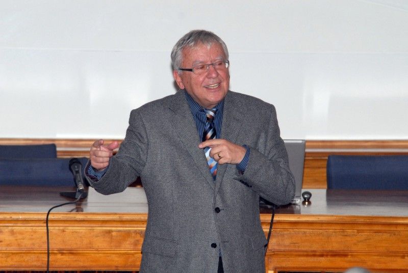 Katedrála sv. Bartoloměje má svoji knihu. Ve středu 19. prosince 2012 jí veřejnosti představil její autor Jan Soukup a autor fotografií Václav Hynčík. Slavnostní představení knihy Katedrála svatého Bartoloměje v Plzni si v Západočeském muzeu nenechal ujít biskup František Radkovský, náměstek hejtmana Ivo Grüner a primátor Martin Baxa, který ve svém krátkém proslovu mimo jiné řekl: „Katedrála sv. Bartoloměje má nejen duchovní, ale i architektonický a řemeslný rozměr. Po celá staletí byla svědkem toho, jak se doba měnila. Ona se zásadně neměnila. Kniha je sama o sobě skvostem a skvostem je i to, o čem je.“