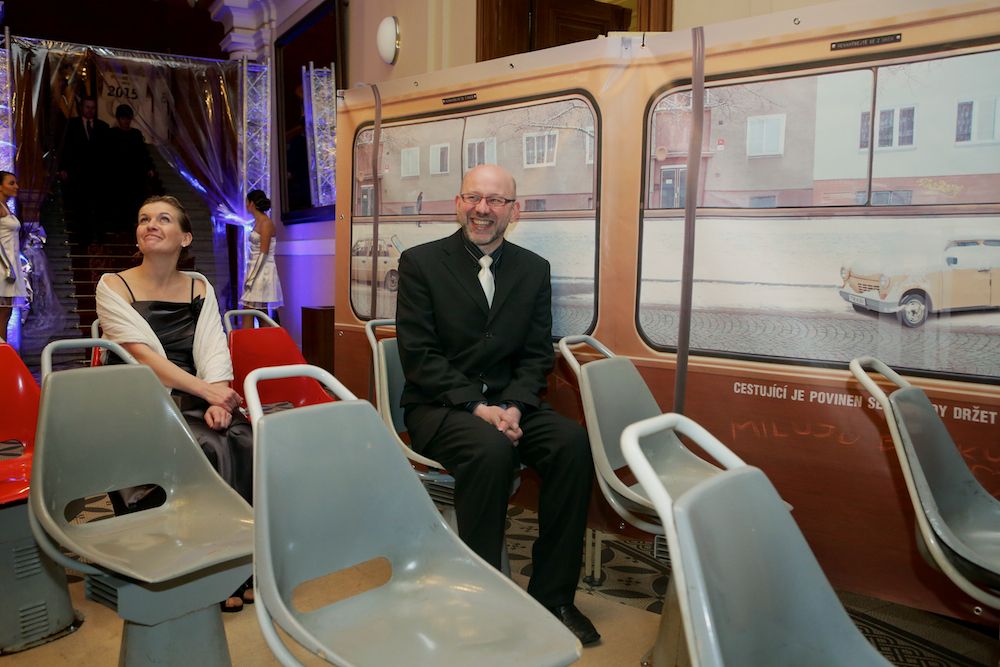 Ohlédnutí za 9. reprezentačním plesem města Plzně. Tématem bylo umění a technologie, tedy historie a technické dědictví města spojené s kulturou. (foto: R. Muchka, 25.1.2013)