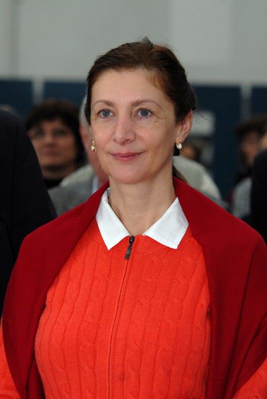 Deset škol z Plzeňského kraje je nejlepších v zapojování neformálního vzdělávání do školní výuky. Ukázaly to výsledky nultého ročníku soutěže Objevujte jinak! organizované v minulém školním roce společností Techmania Science Center. Soutěž evropské asociace science center a muzeí je součástí mezinárodního projektu s názvem PLACES. Vyhlášení výsledků se uskutečnilo v úterý 5. února 2013 za přítomnosti zástupců města Plzně a Plzeňského kraje.