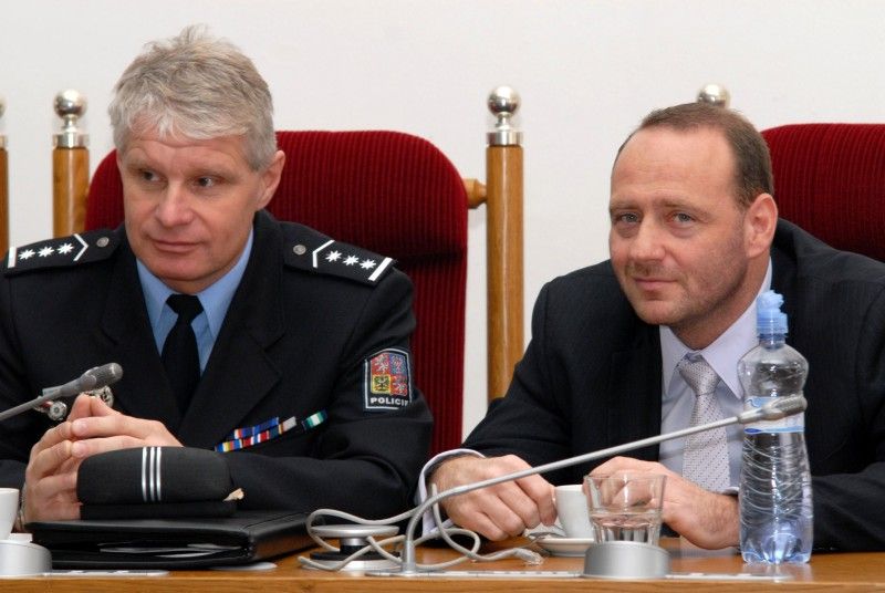 Zástupci obvodů se seznámili s bezpečnostní situací