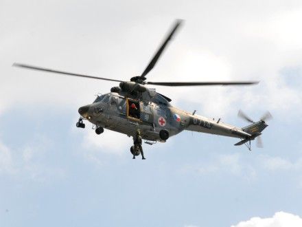 Slavnosti svobody 2008 - záchranná akce vrtulníkem