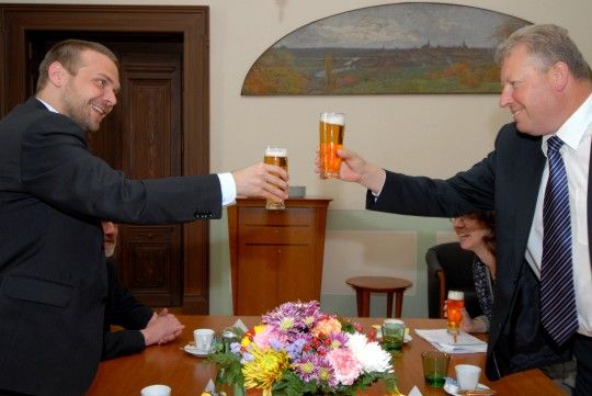 Ministr Jiří Besser při jednání upozornil na možnost čerpání finančních prostředků z dotačních programů Evropské unie označovaných jako „Norské fondy“. Takzvaná pátá výzva počítá s částkou 18,3 milionu euro na investiční akce, pro kulturní aktivity je k dispozici částka ve výši 3 miliony euro.