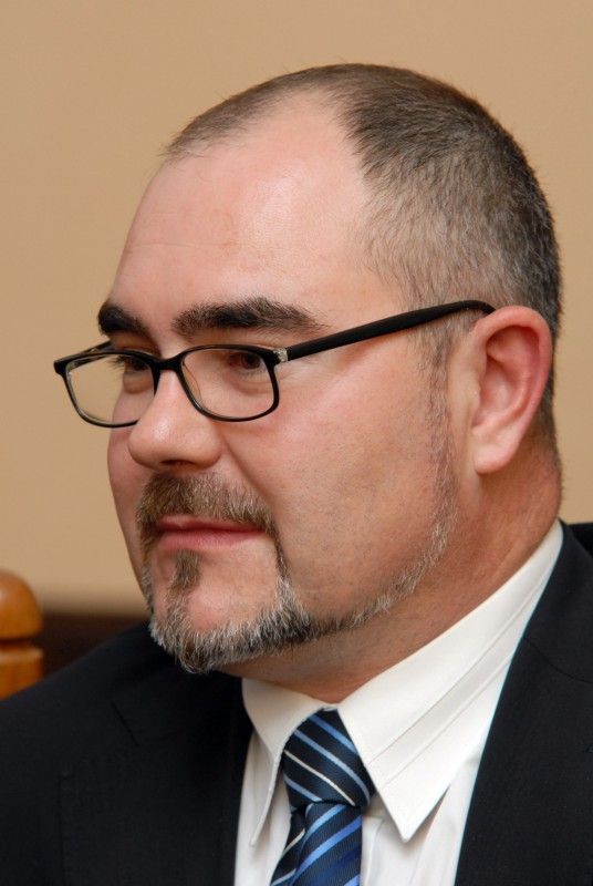 Cenu 1. června převzala na slavnostním zasedání Zastupitelstva města Plzně v obřadní síni plzeňské radnice Dana Němcová.

Po převzetí ceny, jejíž součástí je kromě pamětního listu také symbol Dne prvního zvonění z dílny uměleckého kováře Bohuslava Ježdíka a originál uměleckého díla nazvaného Meditace od českého kreslíře a grafika Jiřího Kornatovského, poděkovala Dana Němcová především mladým lidem, kteří ji na cenu navrhli. Ocenila, že si všímají takových hodnot, které ona v životě vyznávala. „Vrcholem důstojnosti je svoboda a život v pravdě a o to musíme usilovat všichni, i sami za sebe,“ řekla Dana Němcová.

Primátor Martin Baxa ve svém slavnostním projevu mj. uvedl: „Spisovatel Orwell byl skutečně vizionář, ukázalo se i u nás, že režim, který byl tak podobný Orwellově představě a jevil se jako neotřesitelný a věčný, se nakonec rozpadl v prach. Život jej zdolal.

Vážená paní Němcová, myslím si, že jste jednou z těch, kteří tu naději v sobě neustále nesou a jsou chvíle, kdy Vás potřebujeme slyšet i dne