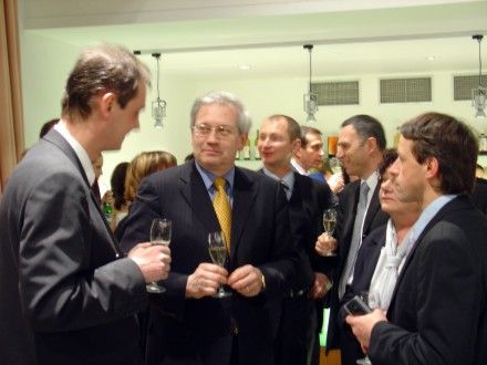 Křižíkův salónek se zaplnil hosty ihned po jeho slavnostním otevření