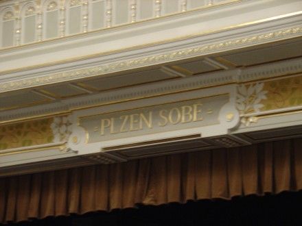 "Plzeň sobě" - nápis, který byl odkryt při rekonstrukci