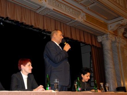 Andělé, kteří tě zvednou, když tvá křídla zapomněla létat - dobrovolníci v sociálních službách