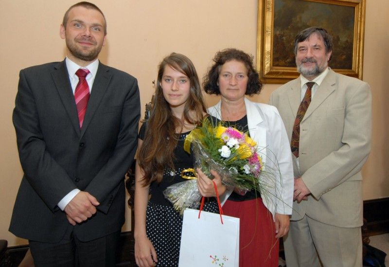 Primátor Baxa se setkal s vítězkou národního kola olympiády v českém jazyce