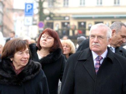 Další směr procházky městem vedl kolem andělíčka Dřevěnou ulicí k hotelu U Zvonu