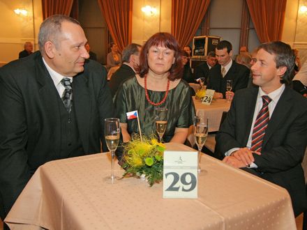 Reprezentační ples města Plzně se uskutečnil 25. ledna 2008 v Měšťanské besedě. Dramaturgie se nesla v duchu jízdy mimořádného Plzeňského expresu, který v průběhu večera zastavil ve vybraných evropských městech.