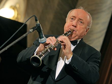 Reprezentační ples města Plzně se uskutečnil 25. ledna 2008 v Měšťanské besedě. Dramaturgie se nesla v duchu jízdy mimořádného Plzeňského expresu, který v průběhu večera zastavil ve vybraných evropských městech.