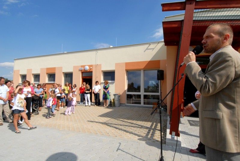 Ve Lhotě otevřeli novou školku