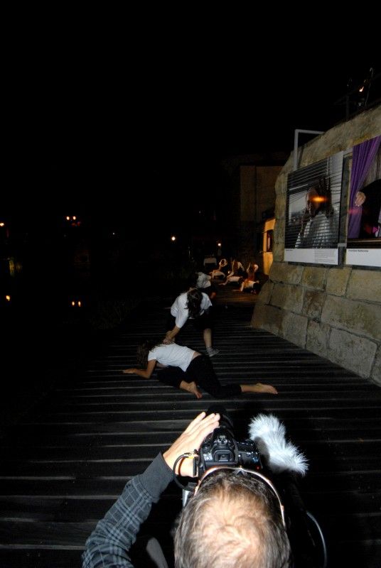 Na den přesně (8.9.2011) rok poté, co Plzeň zvítězila v klání o titul Evropské hlavní město kultury 2015, předala klíče od objektu řediteli společnosti Milanu Svobodovi náměstkyně primátora Eva Herinková.

„Nové sídlo je kontaktním místem pro každého, kdo má dotazy, nápady, připomínky. Zázemí tu bude mít celý tým. Chceme, aby si lidé zvykli chodit mezi nás a věděli, že jsme opravdu otevřená společnost,“ uvedla Yvona Kreuzmannová, umělecká ředitelka projektu při slavnostním otevření, které začalo přesně ve 20.15 hodin.

Součástí doprovodného programu bylo zahájení výstavy fotografií Plzeňských ikon, v letošním roce vybraných mezi muži. „Vloni deset žen, letos deset mužů, ti všichni ve svém životě něco zajímavého dokázali a jsou významní. Žijí tu s námi a Plzeň je potřebuje. A jsou důležití i pro projekt Evropské hlavní město kultury a jeho úspěšné naplnění, protože v přeneseném slova smyslu je ikona i magickým symbolem pro zajištění úspěchu,“ prohlásil při vernisáži primátor Martin Baxa. Autorem snímků je 