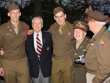 Operace Last Alley - U Rooseveltova mostu proběhla komentovaná bojová ukázka, která byla situována do začátku roku 1945, kdy se sice již Němci vzdávali po statisících, ale některé skupiny ještě stále fanaticky bojovaly.
Během oslav se odehrála bitva celkem třikrát a vždy se setkala s obrovským zájmem publika vč. přítomných veteránů a V.I.P. hostů.