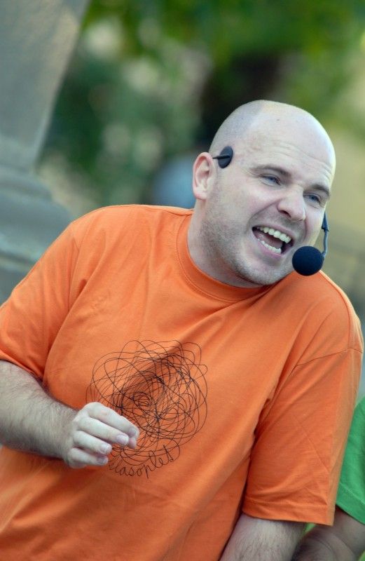 Výstava patnácti panoramatických fotografií, která prezentovala město Plzeň v prostorách pražské Vladštejnské zahrady, se přesunula do plzeňských Křižíkových sadů. Do 2. října si návštěvníci budou moci prohlédnout záběry přibližující město v úhlu 360° x 180°. Díky zajímavým prostorovým deformacím s prohnutými liniemi mají snímky zcela jinou realitu. Vernisáž výstavy, které se zúčastnil primátor Martin Baxa, se konala v pondělí 12. září.