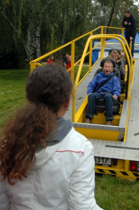 V areálu bývalého Výstaviště za obchodním domem Plaza se 19. září 2011 konal Den s integrovaným záchranným systémem (IZS). Pro návštěvníky zde byly připraveny ukázky výcviku, zásahu u dopravní nehody i slaňování. Zájemci si mohli vyzkoušet BESIP jízdu zručnosti, simulátor nárazu a převracení nebo zjistit, zda by v případě nutnosti byli schopni správně poskytnout první pomoc.

V pořadí již třetí ročník Dne s integrovaným záchranným systémem zahájil primátor Martin Baxa spolu se zástupci všech složek IZS. „Je důležité si připomenout, kdo jsou ti, na nichž závisí náš život, naše zdraví i ochrana našeho majetku. Všichni ti, kteří nám pomáhají, abychom se z krizových situací dostali bez úhony,“ uvedl primátor a poděkoval všem zúčastněným složkám za jejich práci.

Radní pro bezpečnost Robert Houdek byl především potěšen velkou účastí školáků. „Vidím zde mnoho mladých lidí a dětí a je dobře, že se s činností integrovaného záchranného systému seznámí. Nikdy neví, kdy to budou potřebovat.“ uvedl radní.

Akci při