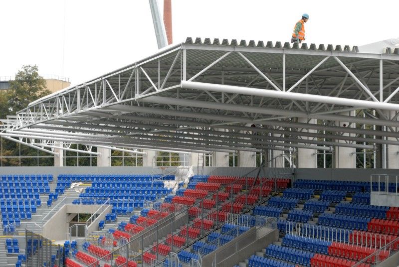 Rekonstrukce fotbalového stadionu ve Štruncových sadech (23.9.2011)