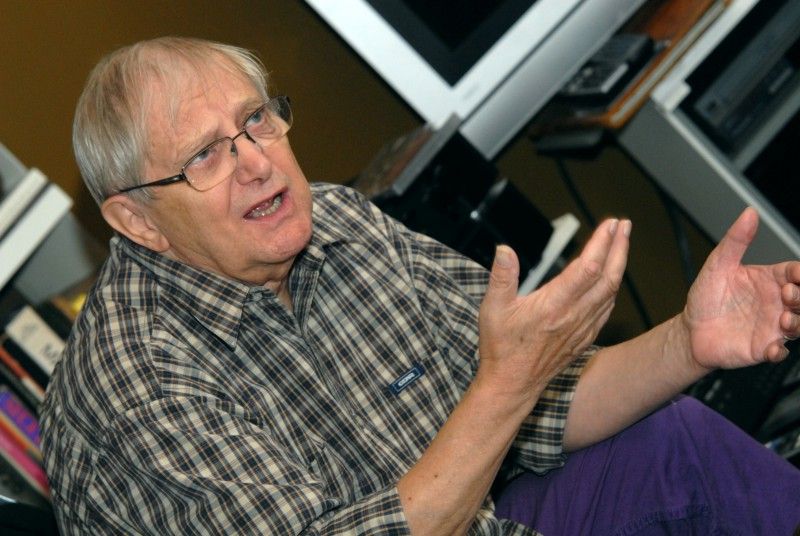 Rozhovor s Jiřím Suchým najdete v novém čísle Radničních listů