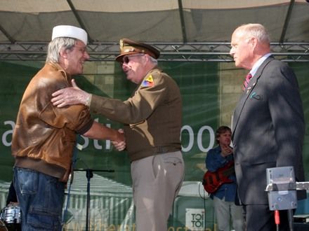 Koncerty - Na Slavnostech svobody 2009 vystoupily bezmála tři desítky kapel a hudebních seskupení, koncerty probíhaly na scénách na náměstí Republiky a v amfiteátru Plaza. Počasí se vydařilo a hudební produkce byla jako vždy vynikající, o čemž svědčila i plná hlediště.