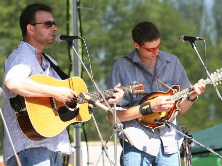 Koncerty - Na Slavnostech svobody 2009 vystoupily bezmála tři desítky kapel a hudebních seskupení, koncerty probíhaly na scénách na náměstí Republiky a v amfiteátru Plaza. Počasí se vydařilo a hudební produkce byla jako vždy vynikající, o čemž svědčila i plná hlediště.