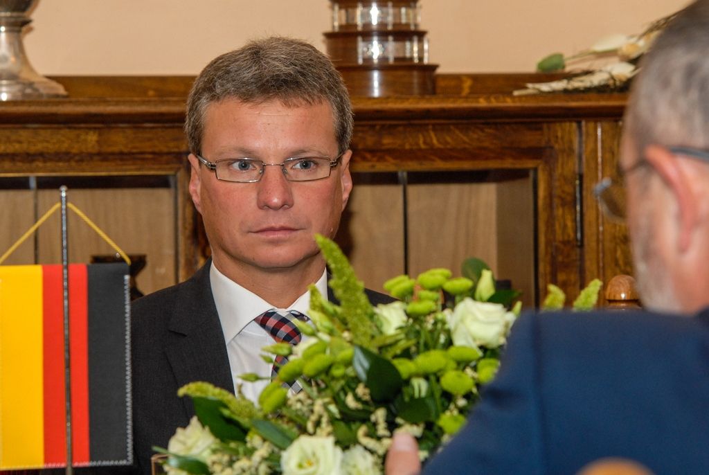 Bernd Sibler při setkání s plzeňským primátorem Martinem Zrzaveckým