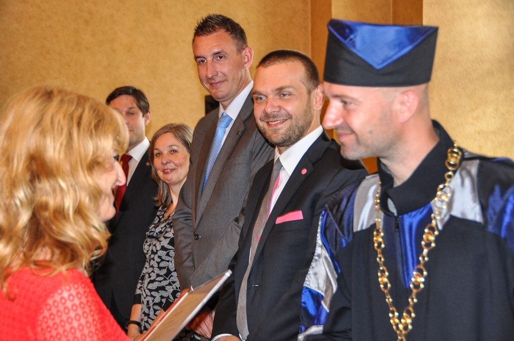 Účastníci Arts Managementu dostali diplomy