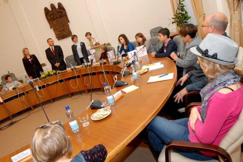 Dětská delegace z Regensburgu navštívila plzeňskou radnici