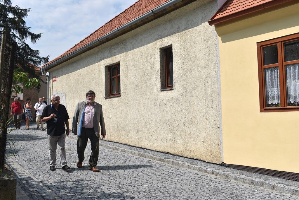 Křimice mají nové Zámecké náměstí a Tlumenou ulici (foto: A. Jarošová, 6.6.2018)