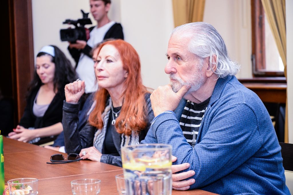 Architekt Richard Saul Wurman si na radnici převzal Cenu Ladislava Sutnara (foto: M. Pecuch, 12.6.2018)