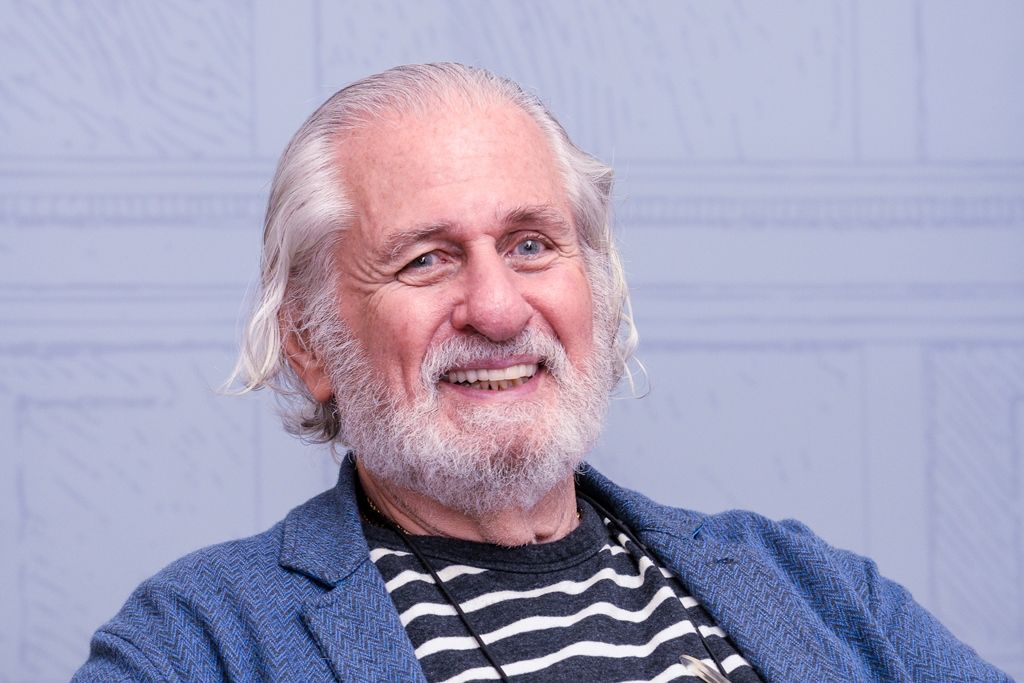Architekt Richard Saul Wurman si na radnici převzal Cenu Ladislava Sutnara