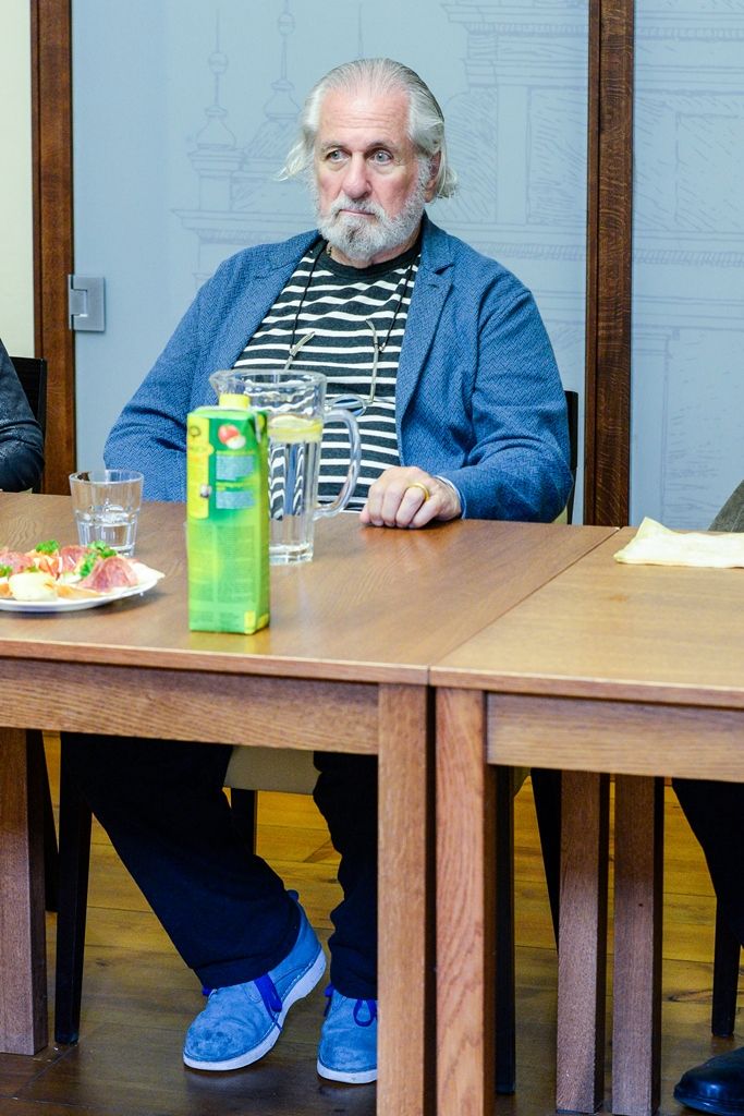 Architekt Richard Saul Wurman si na radnici převzal Cenu Ladislava Sutnara (foto: M. Pecuch, 12.6.2018)
