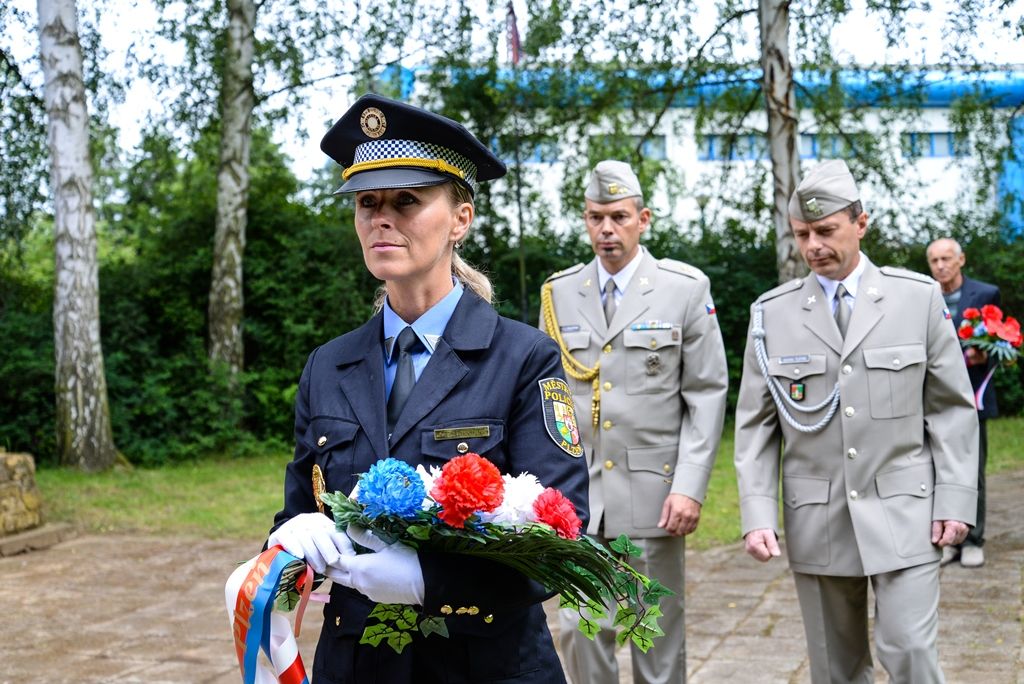 Připomenutí obětí heydrichiády (foto: M. Pecuch, 14.6.2018)
