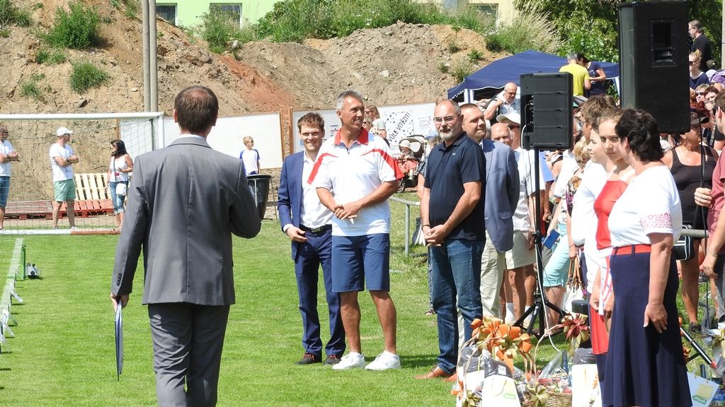 Sokolové se představili na Letné (foto: L. Jarolím, 16.6.2018)