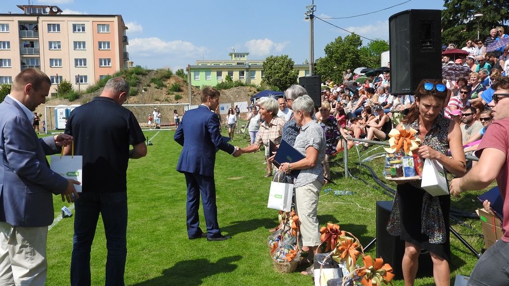Sokolové se představili na Letné (foto: L. Jarolím, 16.6.2018)